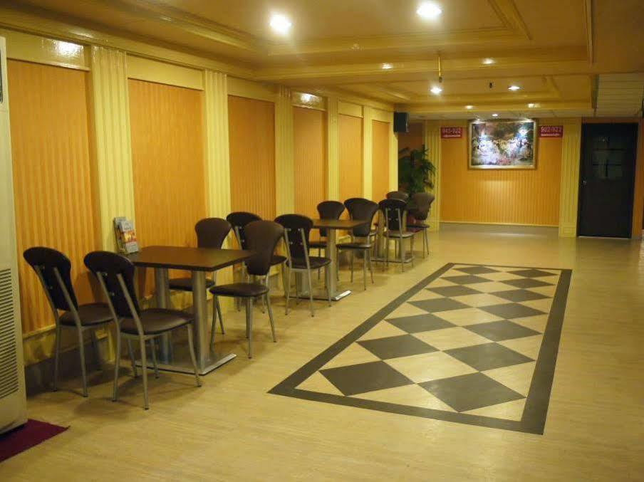 桃园 京典商务旅馆酒店 外观 照片